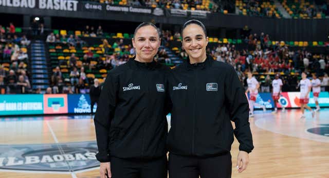 Esperanza Mendoza y Yasmina Alcaraz, las dos árbitras que han roto con la tradición masculina de Liga Endesa