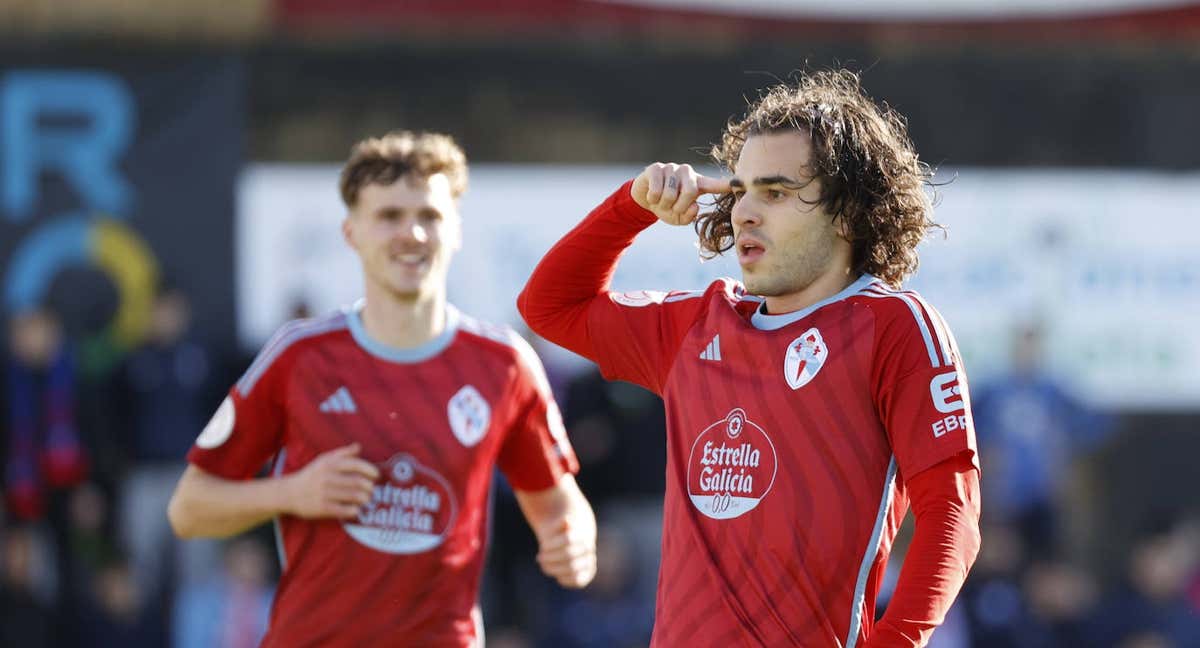 Miguel Rodríguez celebra el 0-1 del Celta en Amorebieta.
