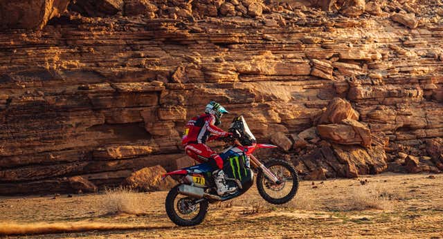Honda brilla en la etapa 2 del Rally Dakar; Joan Barreda, sancionado