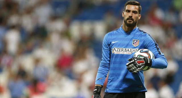 Miguel Ángel Moyá: «Pasé de que el Atlético me metiera siete a ganar la Supercopa al Real Madrid en mi debut»