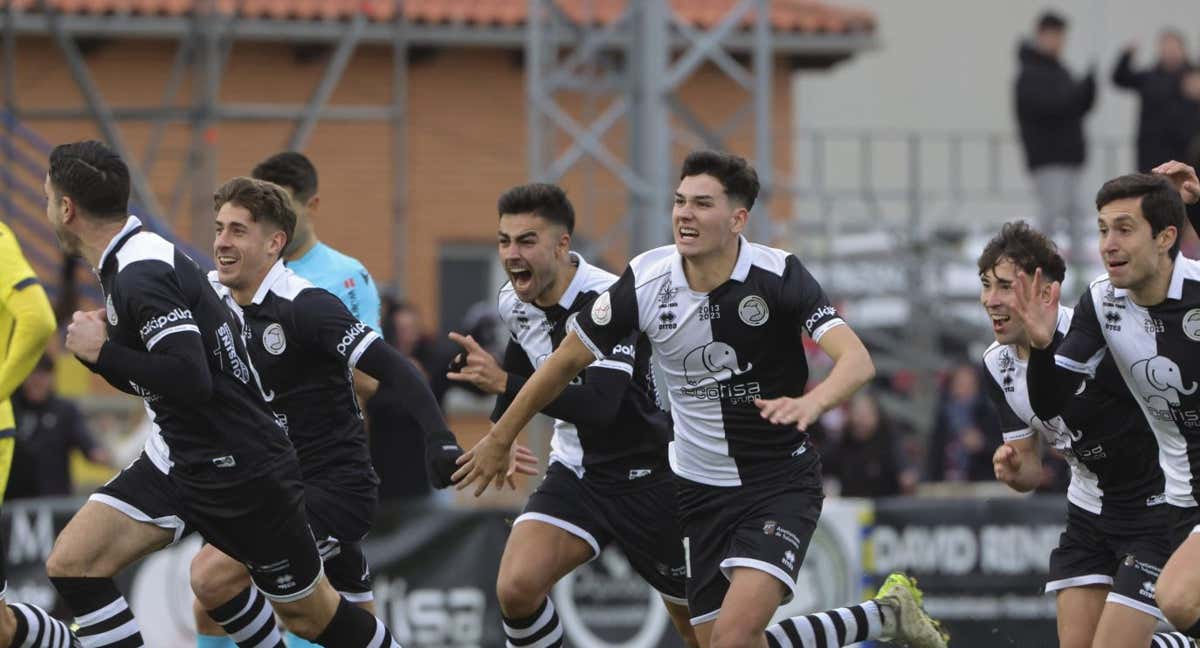 Unionistas celebra su victoria ante el Villarreal./EFE