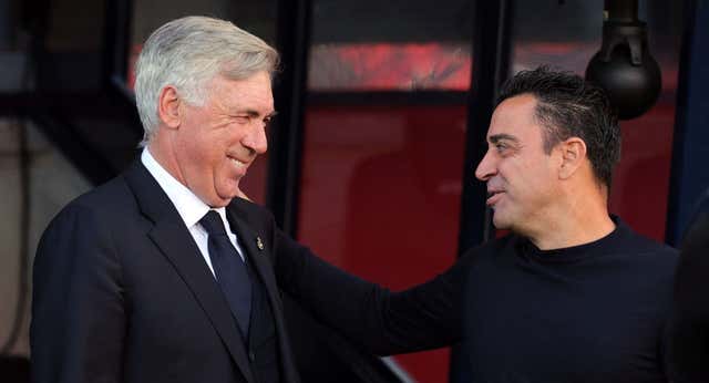 Intentando adivinar la idea de Xavi y el «cambio de plan» de Ancelotti para este Clásico