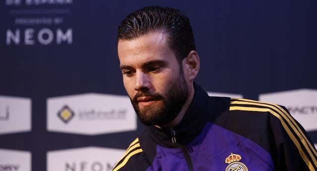 Nacho pasa del «agobio» a la felicidad: «Si mañana quisiera firmar con el Real Madrid, podría»