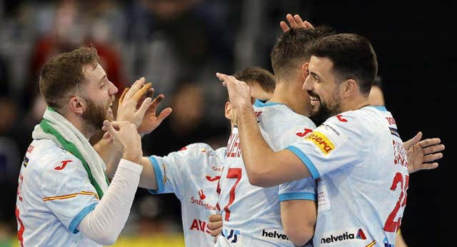 España reacciona tras su tropiezo inicial y logra su primera victoria en el Europeo de balonmano