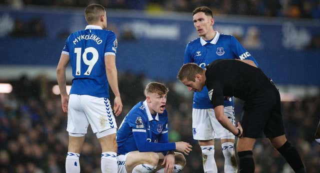 La Premier League confirma nuevas irregularidades financieras del Everton y Nottingham Forest