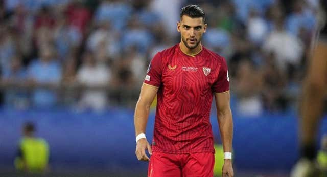 Así fue la cumbre en el Pizjuán Víctor Orta-Corona: el Valencia no mueve ficha por Rafa Mir