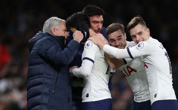 Mourinho durante un partido del Tottenham.  REUTERS