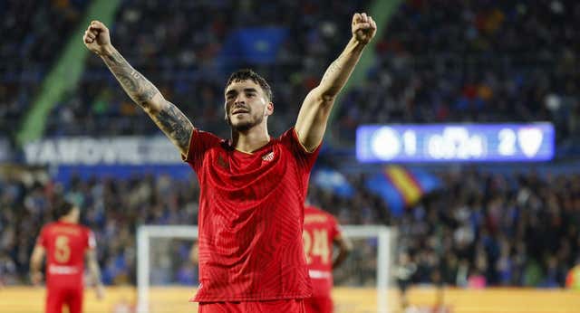 Isaac y Quique asaltan el Coliseum y el Sevilla de la UCI vuelve a estar a cuatro partidos de un título