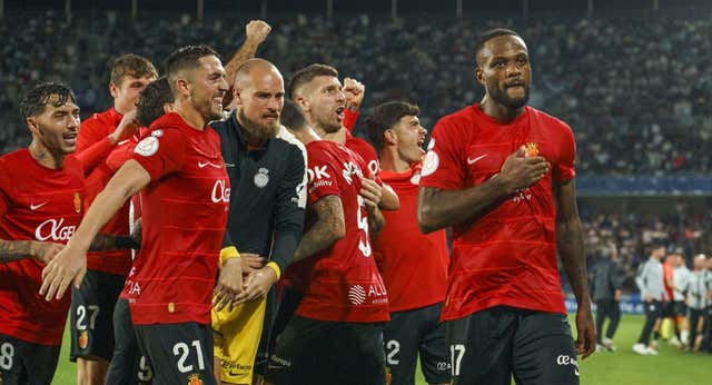 Larin rompe el sueño tinerfeño sobre la bocina