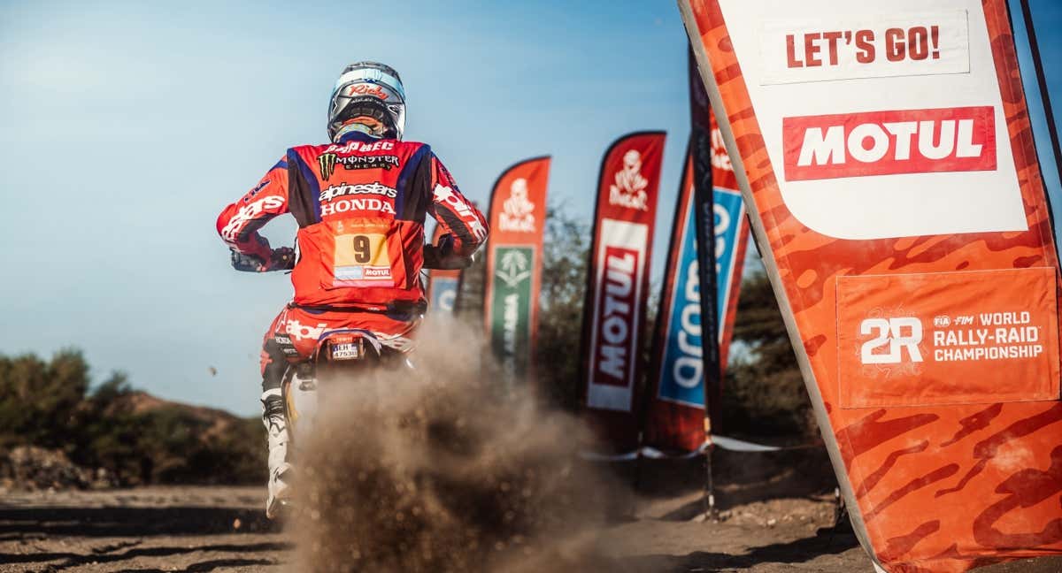 Ricky Brabec, en una salida de especial del Rally Dakar 2024. /Monster Energy Honda