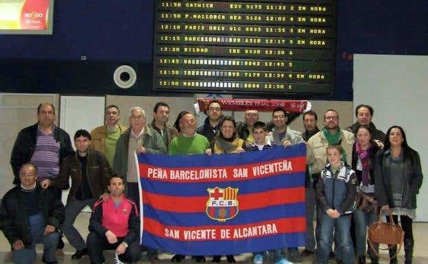 La Peña Barcelonista San Vicenteña en 2015.  CEDIDA POR ADRIÁN PACHECO
