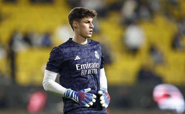 Kepa, antes de jugar contra el Atlético en la Supercopa. REUTERS