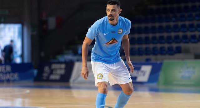 Alzira sacude el mercado con Selbach, Pesk y Gustavo
