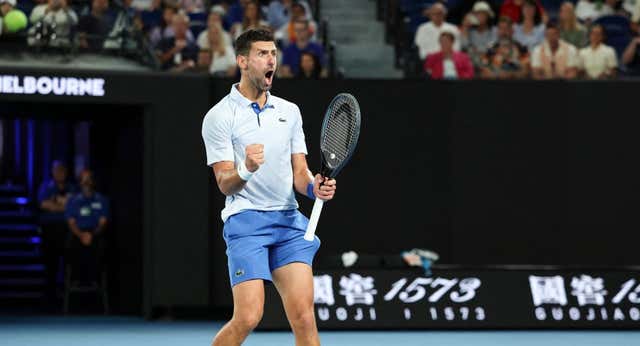 Djokovic le pega un repaso a Mannarino y atrapa un récord histórico de Federer