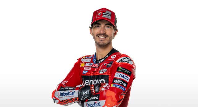 Bagnaia se presenta buscando el top 10 histórico y mirando a Márquez de reojo