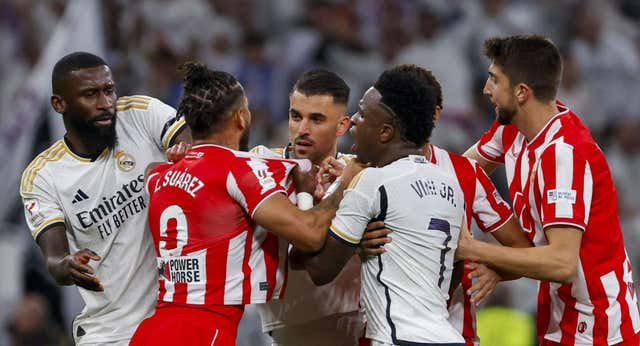 Nueva filtración del VAR en el Real Madrid – Almería sobre el choque Ceballos-Chumi: «No he visto nada»