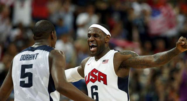 El Dream Team reúne a los Vengadores para un equipo invencible: LeBron, Durant, Embiid…