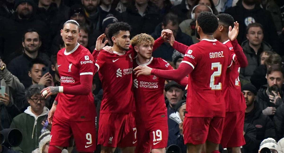 Los jugadores del Liverpool celebran el gol de Luis Díaz./EP