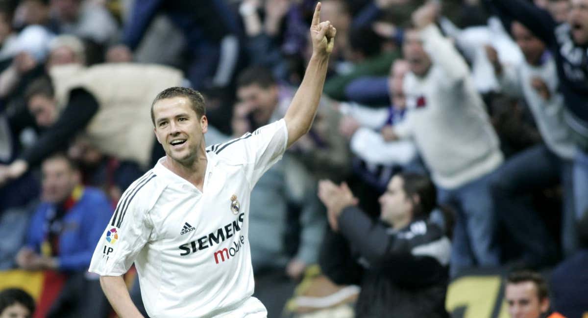 Michael Owen celebrando un gol con el Real Madrid./ABC/Ignacio Gil