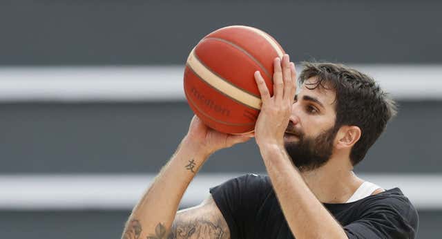Optimismo moderado alrededor de un Ricky Rubio que se refugia en el golf y en la familia