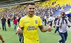 Vitolo busca el 'milagro': está a prueba en el Emirates Club de Iniesta