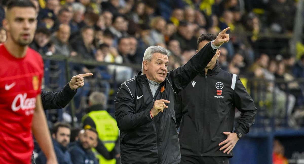 Javier Aguirre, en un partido con el Mallorca./EFE