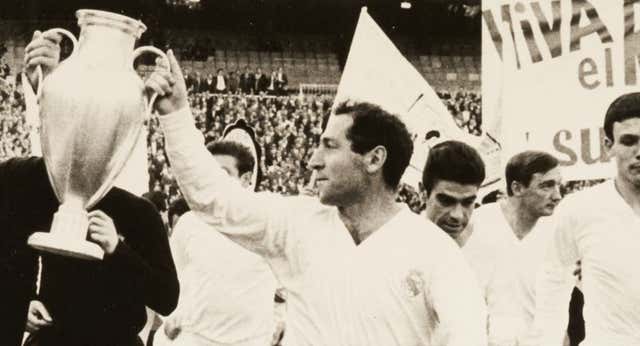 Radiografiando el mito de Paco Gento entre “tortillas de patatas, guiñote” y seis Copas de Europa