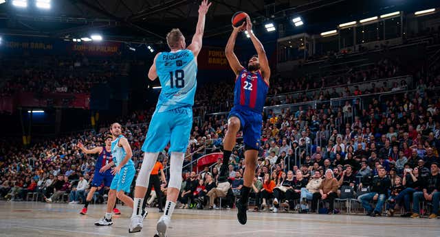Jabari Parker despierta a tiempo al Barça para imponerse al Zunder Palencia