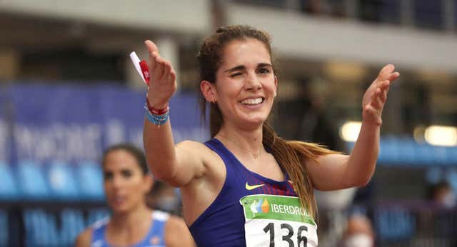 Marta García firma el récord de España de 5.000 metros en pista corta