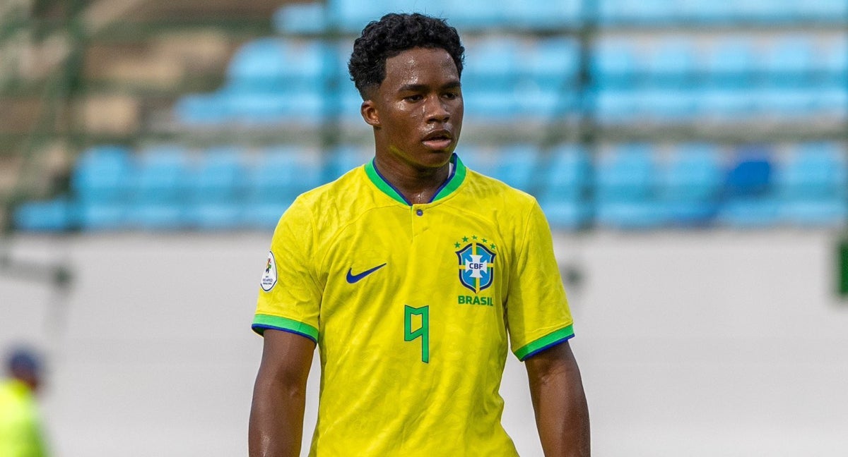 Endrick, durante el partido contra Ecuador.