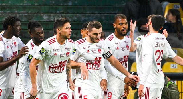 Un ‘español’ y un exjugador del Rayo Vallecano, al asalto de la Ligue 1