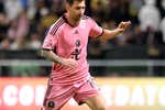 Qué futbolistas de élite visten con Adidas