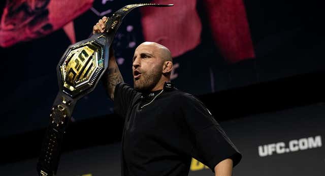 Volkanovski llega ante Topuria invicto en el peso pluma