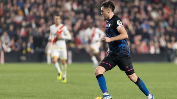 Lucas Ocampos durante el partido ante el Rayo./Efe