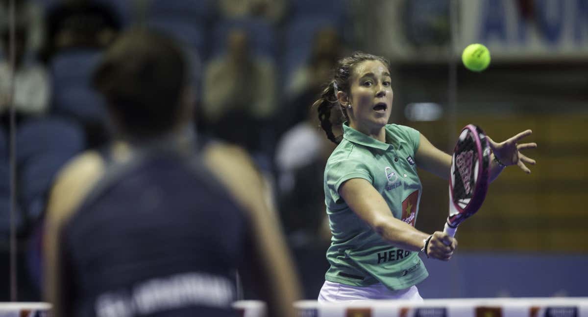 Marta Ortega jugando Finales del World Padel Tour del 2017/Roberto Ruiz