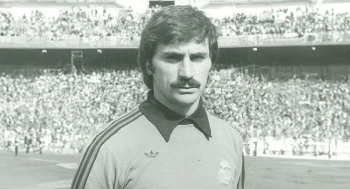 Miguel Ángel en un partido con el Real Madrid.