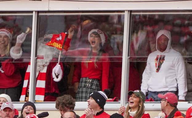 Taylor Swift en el palco de los Chiefs. Reuters