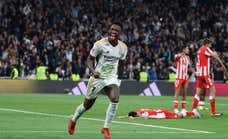 Vinicius iguala a Figo y ratifica que 'a pierna cambiada' los extremos duplican sus goles
