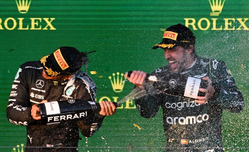 El mensaje directo de Fernando Alonso a Lewis Hamilton tras su fichaje por Ferrari