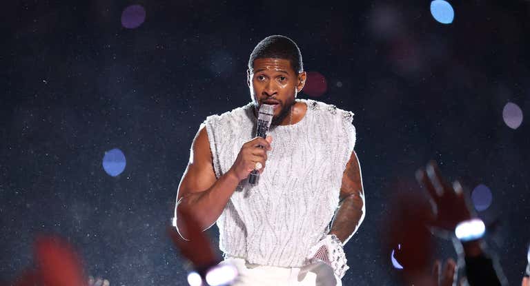 Usher, durante su actuación.