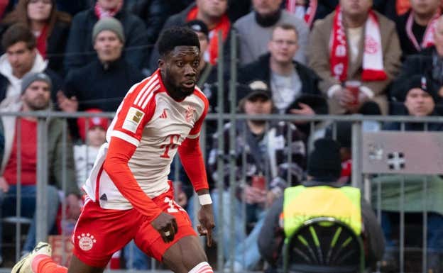 Alphonso Davies, lateral izquierdo del Bayern pretendido por el Real Madrid.  AFP