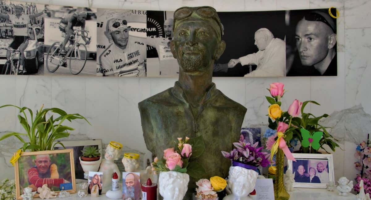 La tumba de Marco Pantani, en Cesenatico.