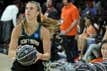 Sabrina Ionescu bate el récord de Curry: 37 puntos en el concurso de triples... ¡Metiendo 20 seguidos!