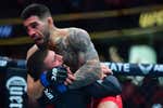 Ilia Topuria se proclama campeón de la UFC tras noquear a Alexander Volkanovski