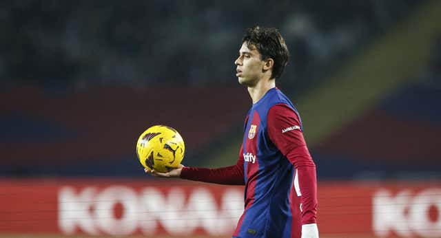 ‘Fichajes’ de última hora: Xavi se lleva a Joao Félix y Sergi Roberto a Nápoles
