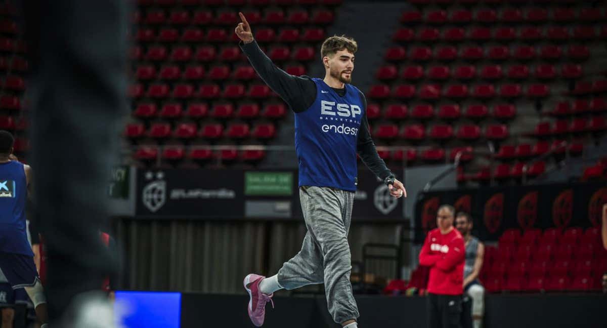 Juancho Hernangómez durante un entrenamiento con la Selección./FEB | Alberto Nevado