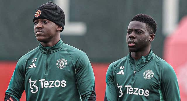 El Manchester United pone en alerta al fútbol inglés con sus dos últimos canteranos