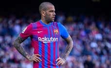 El Barcelona 'readmite' a Dani Alves en su lista de leyendas