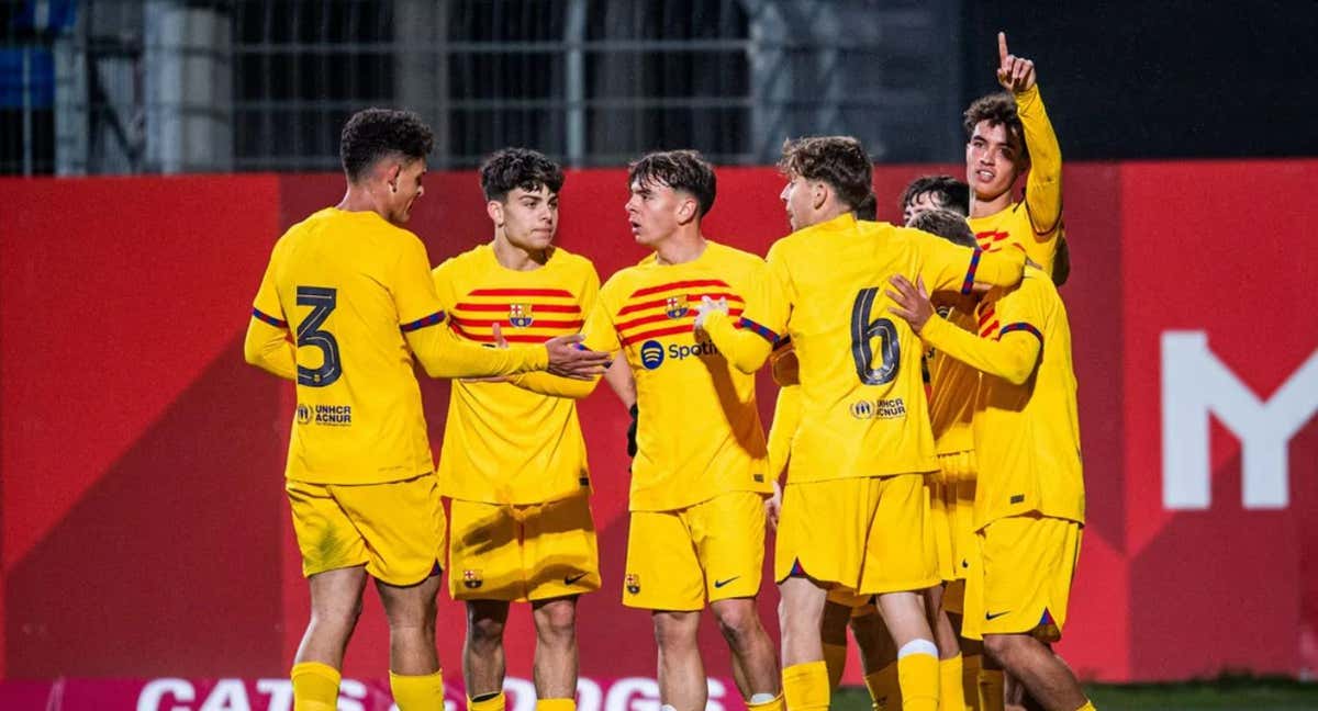 El Juvenil celebra el gol de Noah Darvich en Mainz./FCB