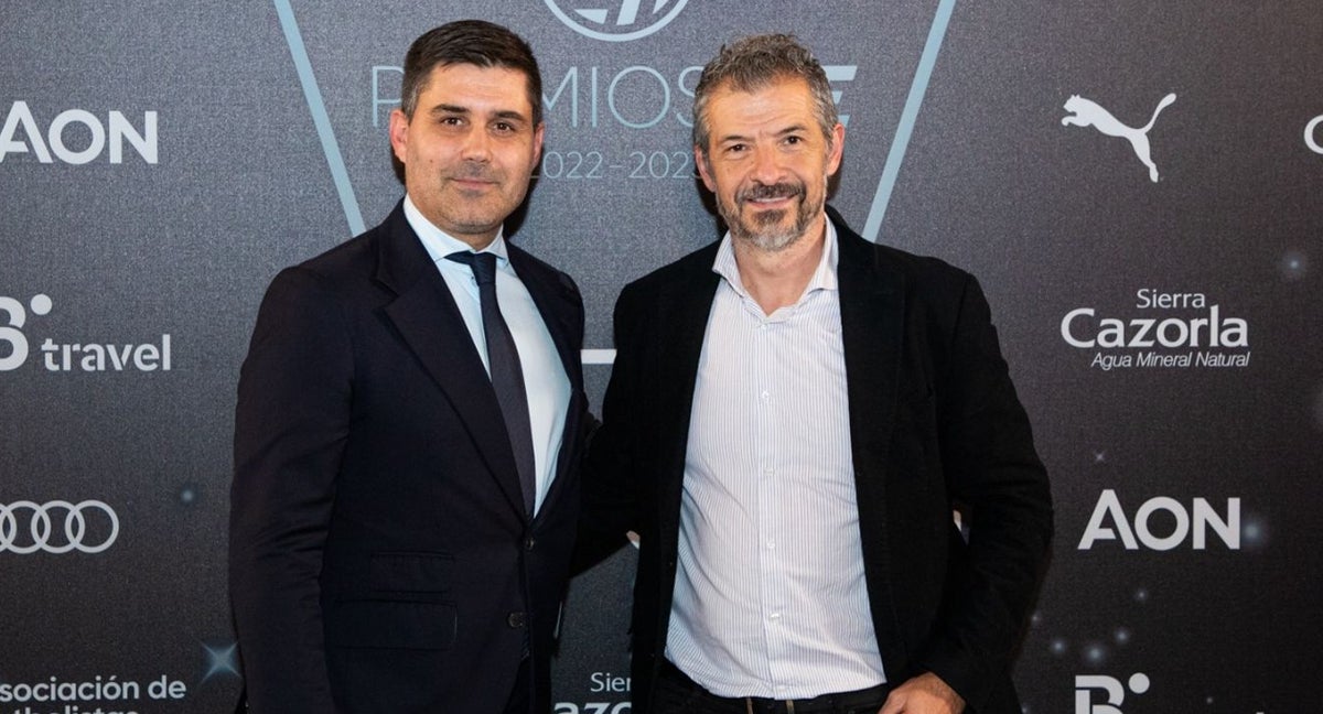 David Aganzo (AFE) y David Jiménez (ProLiga) en un acto del sindicato de futbolistas.